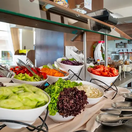 מלון Mpm Arsena נסבר