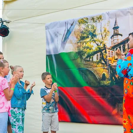 Mpm Arsena מלון נסבר