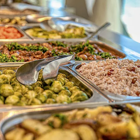 מלון Mpm Arsena 4*