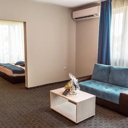 Отель Mpm Arsena 4*