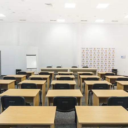 Hotell Mpm Arsena - Ultra 4*