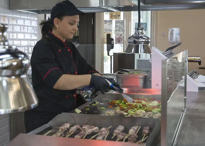 Hotell Mpm Arsena - Ultra 4*