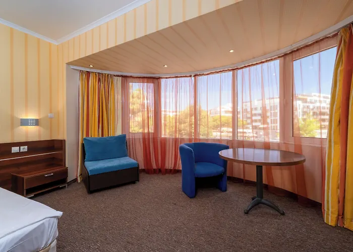 Hotell Mpm Arsena - Ultra 4*